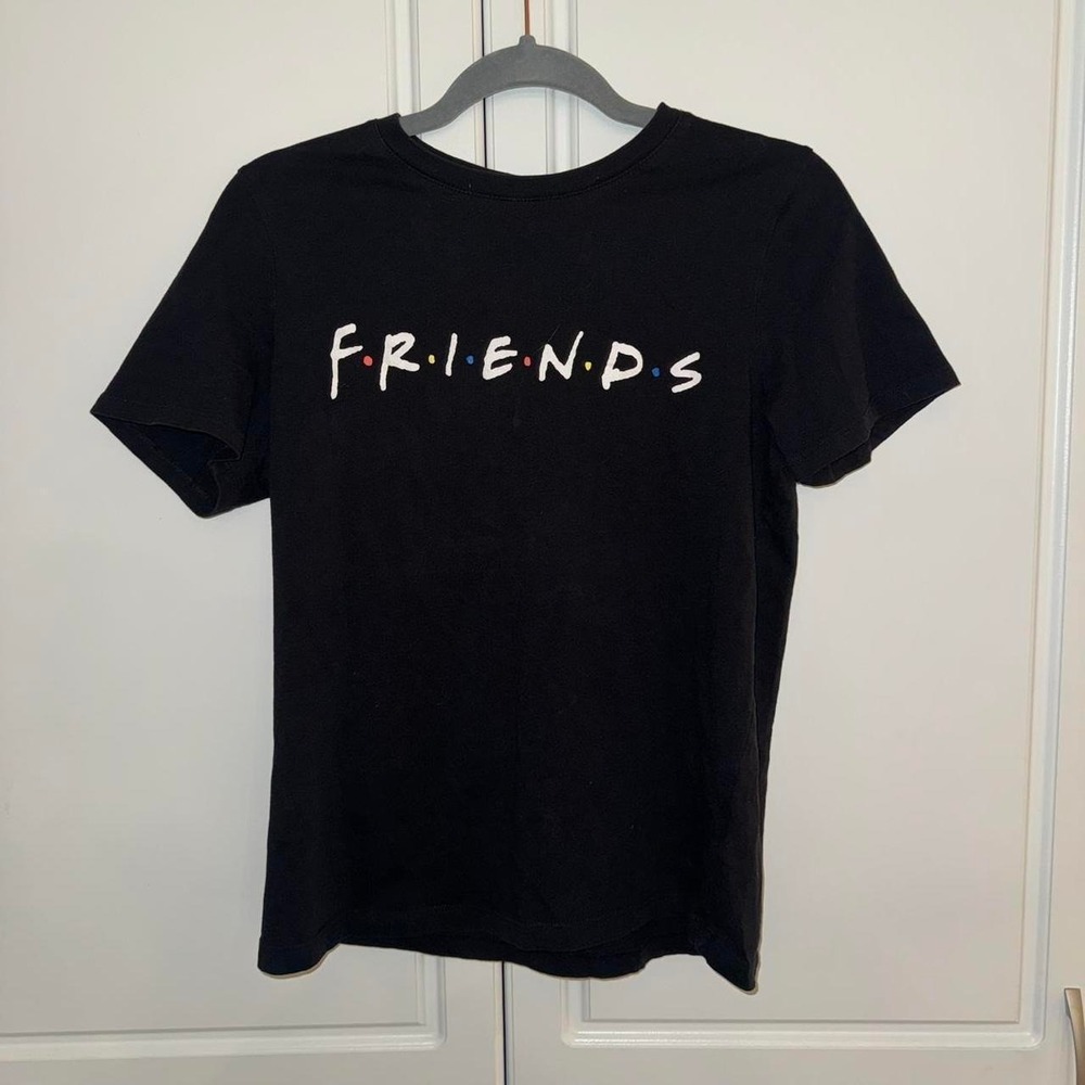 H&M FRIENDS Black Short Sleeve Graphic Tee Shirt Size Small EUC